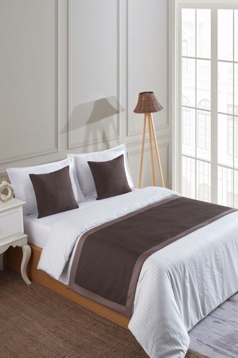 Varol 70x250 Yatak Şalı (Runner) ve 2 Adet 45x45 Kırlent Seti – Otel Konsept Lüx Dekoratif Set STANDART