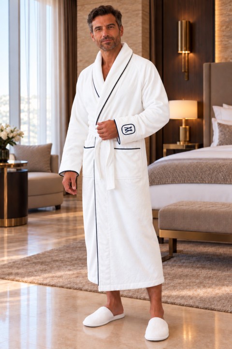 Varol Elegant Monogram Beyaz Erkek Bornoz – Yüksek Gramajlı, Uzun Kesim, Şal Yaka