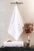 Varol Love Serisi Nakışlı Micro Cotton Banyo Havlu Seti görseli 2