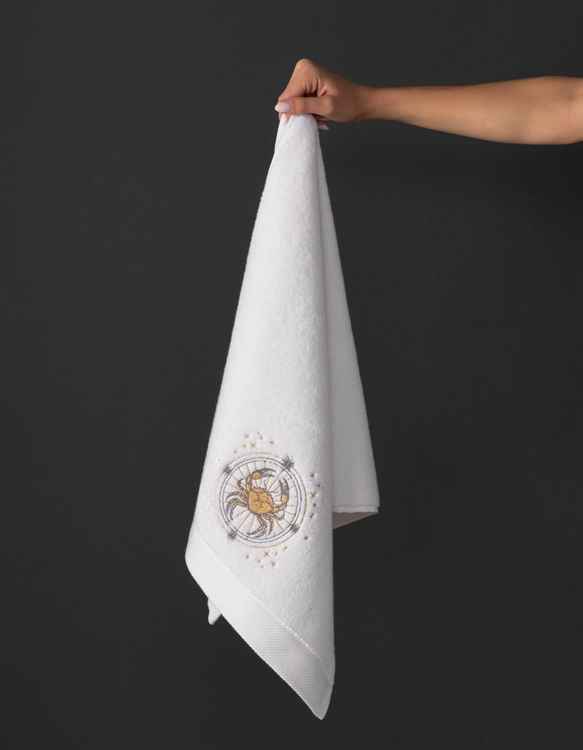 Varol Lüks Microcotton Burç Nakışlı Havlu Seti – Yumuşak & Dayanıklı Varol Lüks Microcotton Burç Nakışlı Havlu Seti – Yumuşak & Dayanıklı