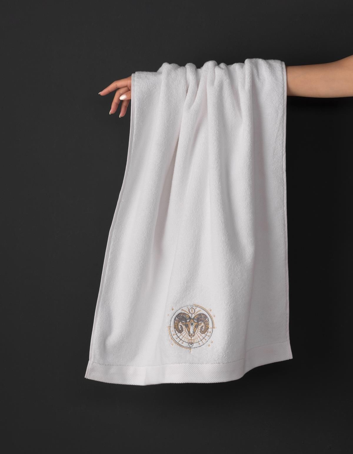 Varol Lüks Microcotton Burç Nakışlı Havlu Seti – Yumuşak & Dayanıklı Varol Lüks Microcotton Burç Nakışlı Havlu Seti – Yumuşak & Dayanıklı