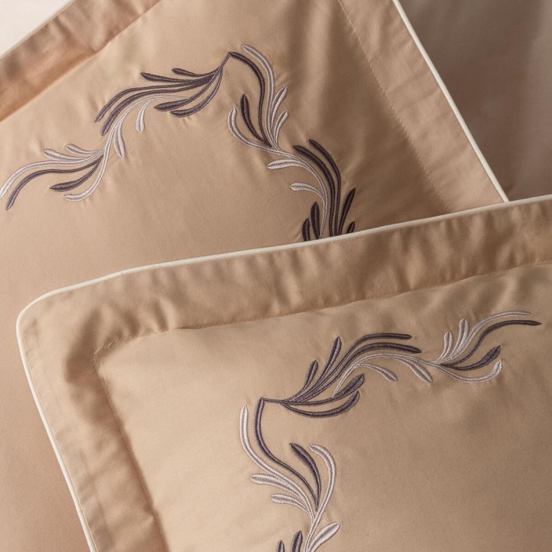 Varol Nakışlı Pamuk Saten Çift Kişilik Nevresim Takımı Varol Nakışlı Pamuk Saten Çift Kişilik Nevresim Takımı