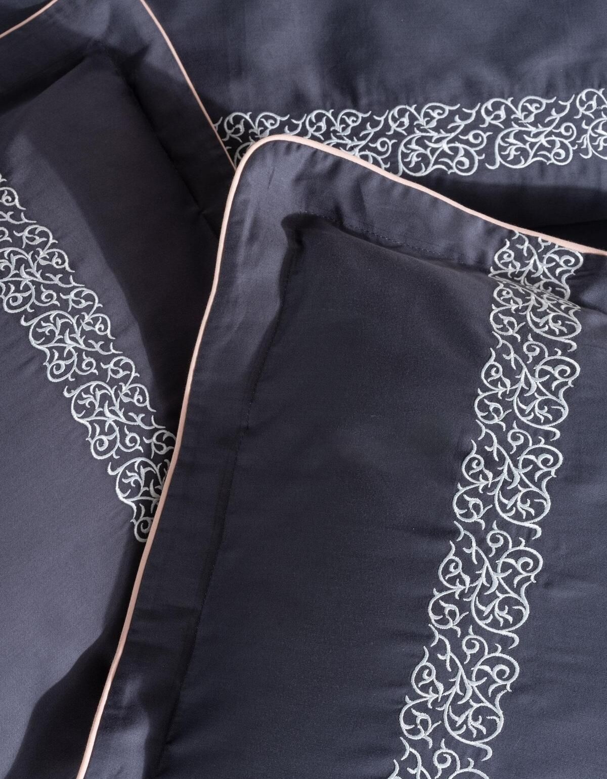 Varol Nakışlı Pamuk Saten Çift Kişilik Nevresim Takımı