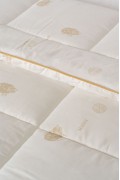 Varol Pure Woll Çift Kişilik Yün Yorgan (195x215 cm) – %100 Pamuk Kılıf | Bez Çantalı görseli 3