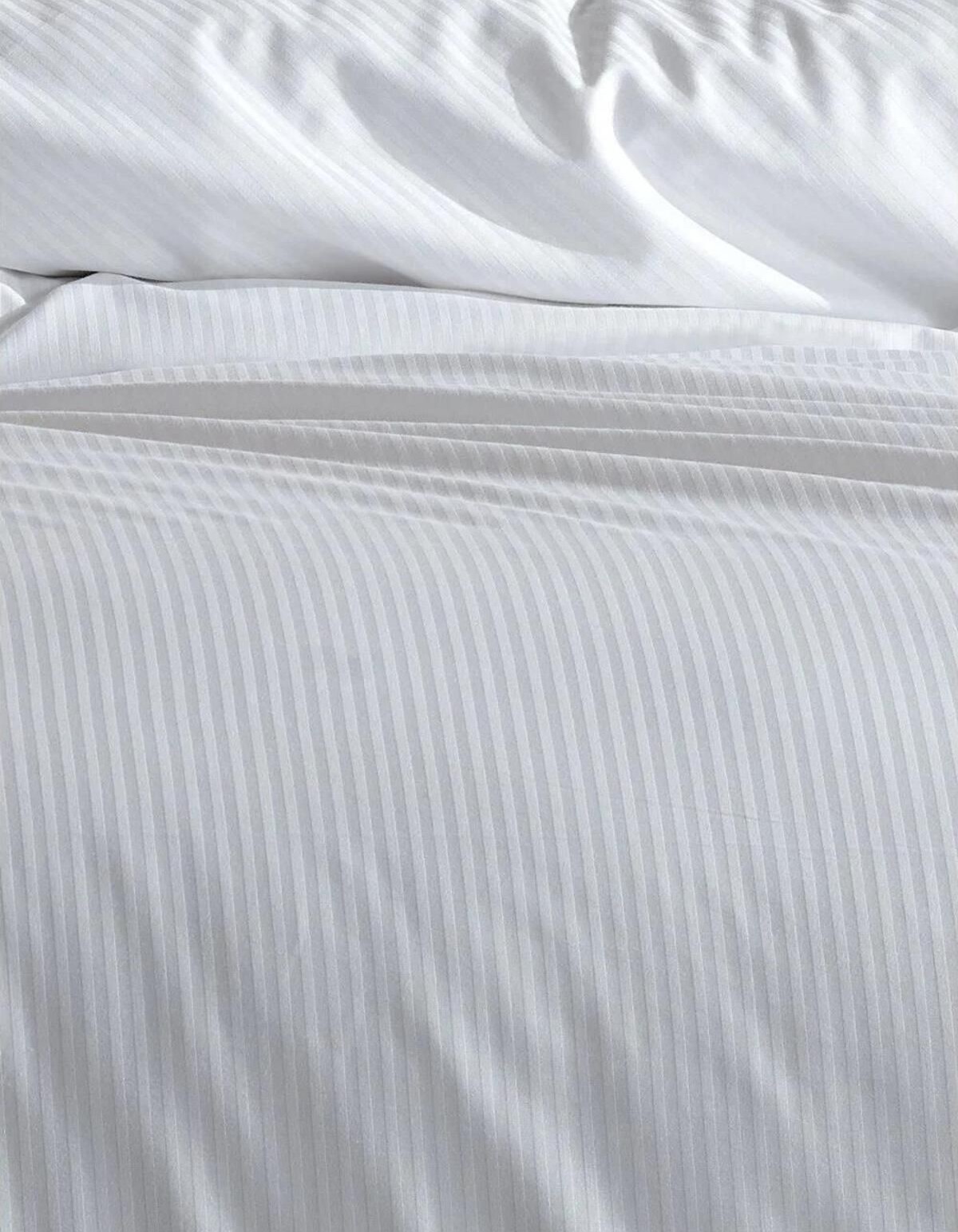 Varol Risus Serisi Pamuk Saten Çizgili Çift Kişilik Nevresim Takımı