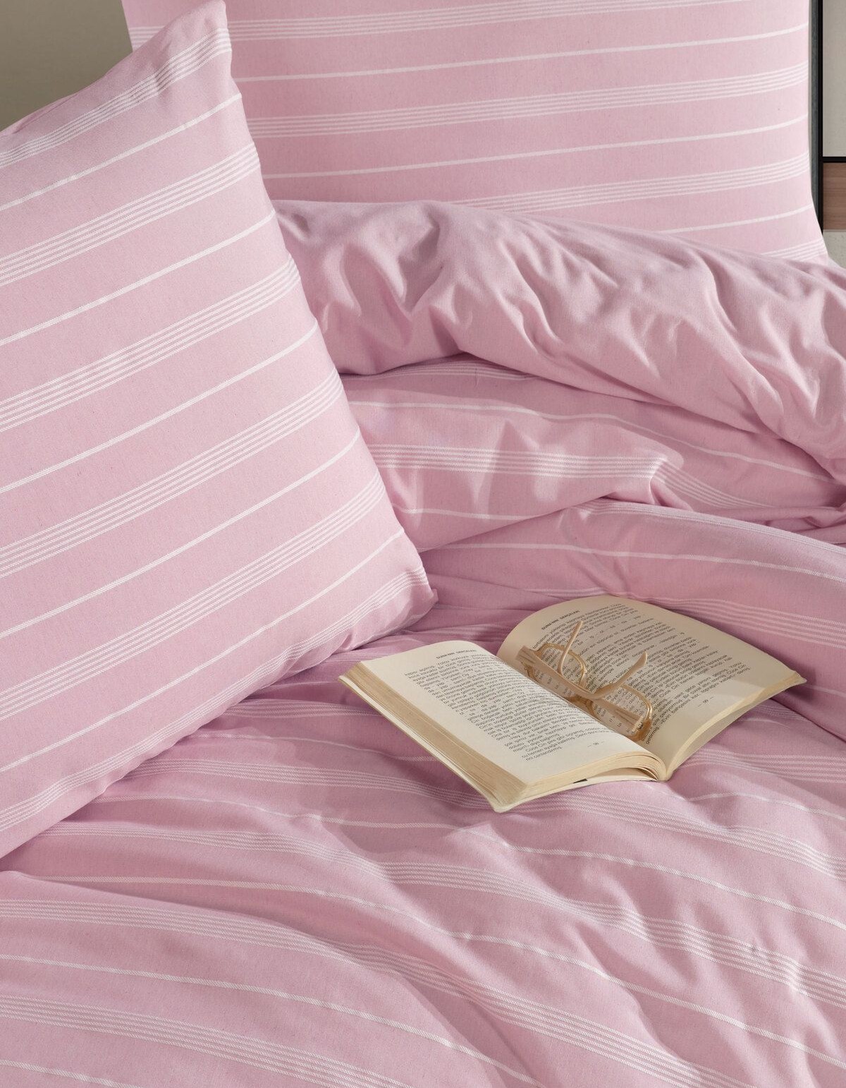 Varol Stripe Saten King Size (Battal Boy) Çarşafı Lastikli Nevresim Takım