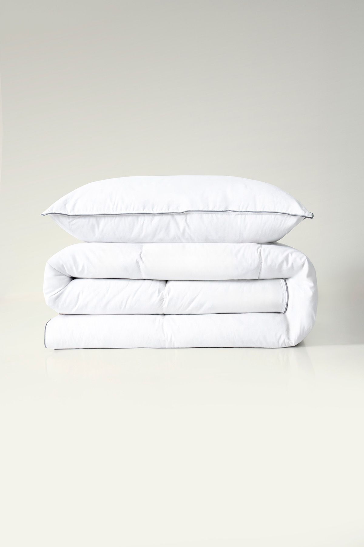 Varol Premium Kaz Tüyü Yorgan %70 Gıdık / %30 Sırt – Çift Kişilik (195×215 cm) doku detayı